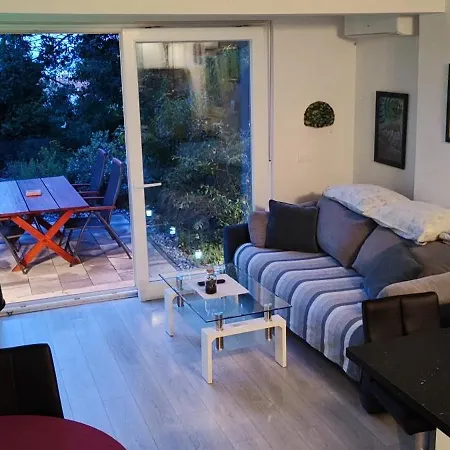 Marjan Rose سبليت